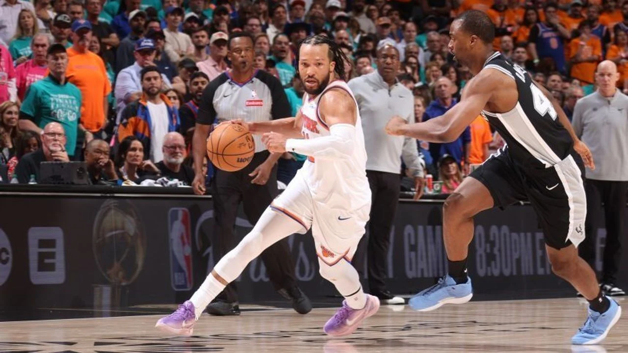 NBA Finalleri'ne Knicks damgası! Seriye deplasmanda galibiyetle başladı