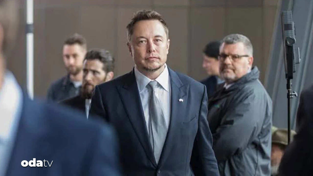 SpaceX’te neler oluyor... Musk'ı dağıtan deprem: 928 milyar dolar buhar oldu