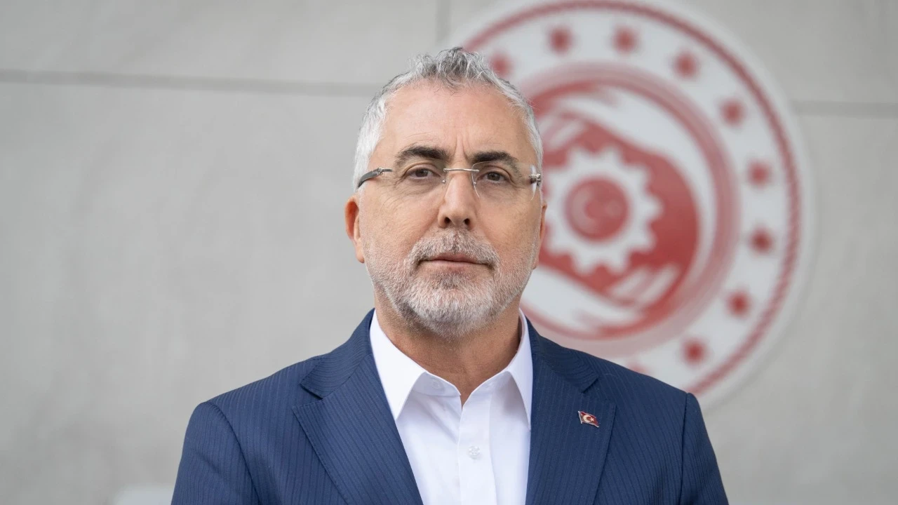 Bakan Işıkhan'dan en düşük emekli aylığı açıklaması
