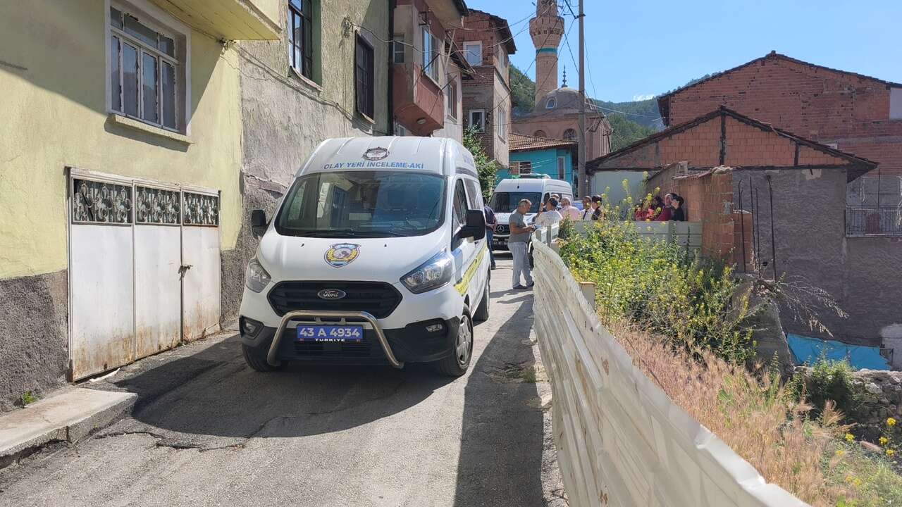 Kütahya'da sarsıcı olay: Annesinin cesediyle günlerce aynı evde yaşadı