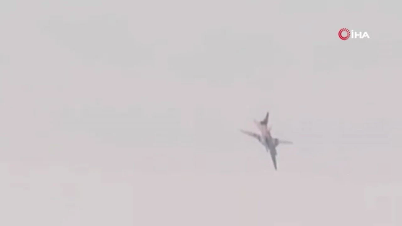 Rusya’da stratejik bombardıman uçağı düştü