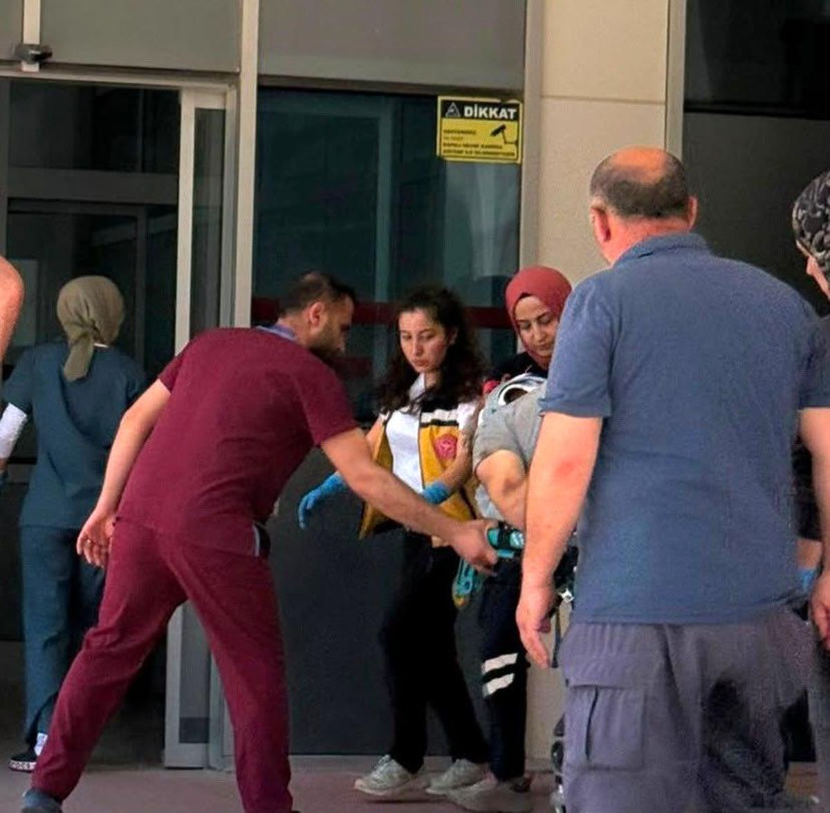 İstinat duvarından düşerek ağır yaralanan adamdan acı haber