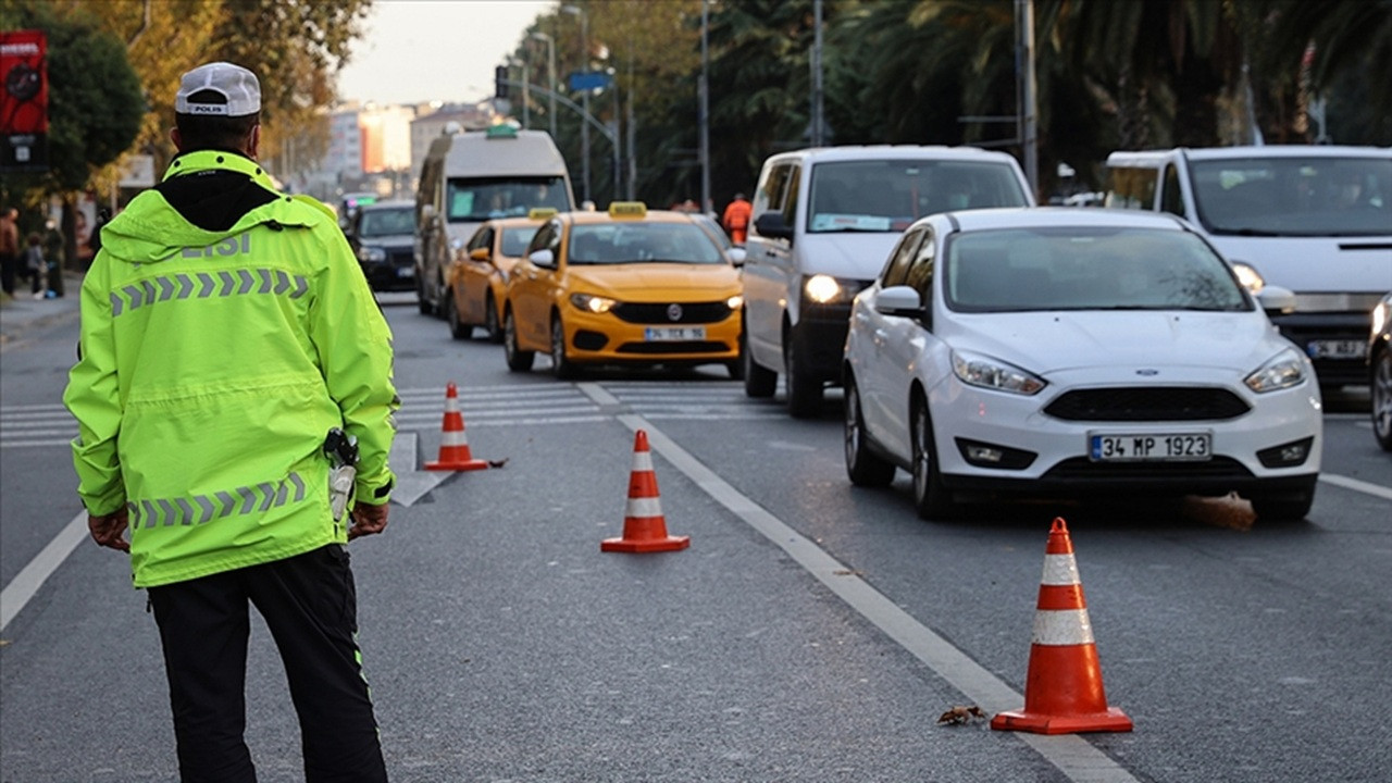 İstanbul'da trafiğe 'Yeşilay Bisiklet Turu' düzenlemesi: Yarın üç ilçede bu yollara dikkat