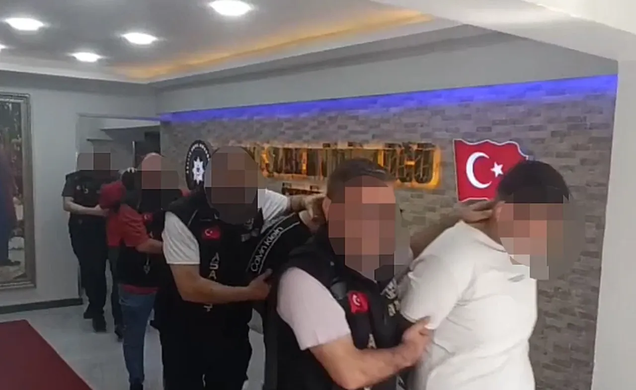 Kız meselesinde silahlar ateşlendi! 15 yaşındaki çocuk hayatını kaybetti