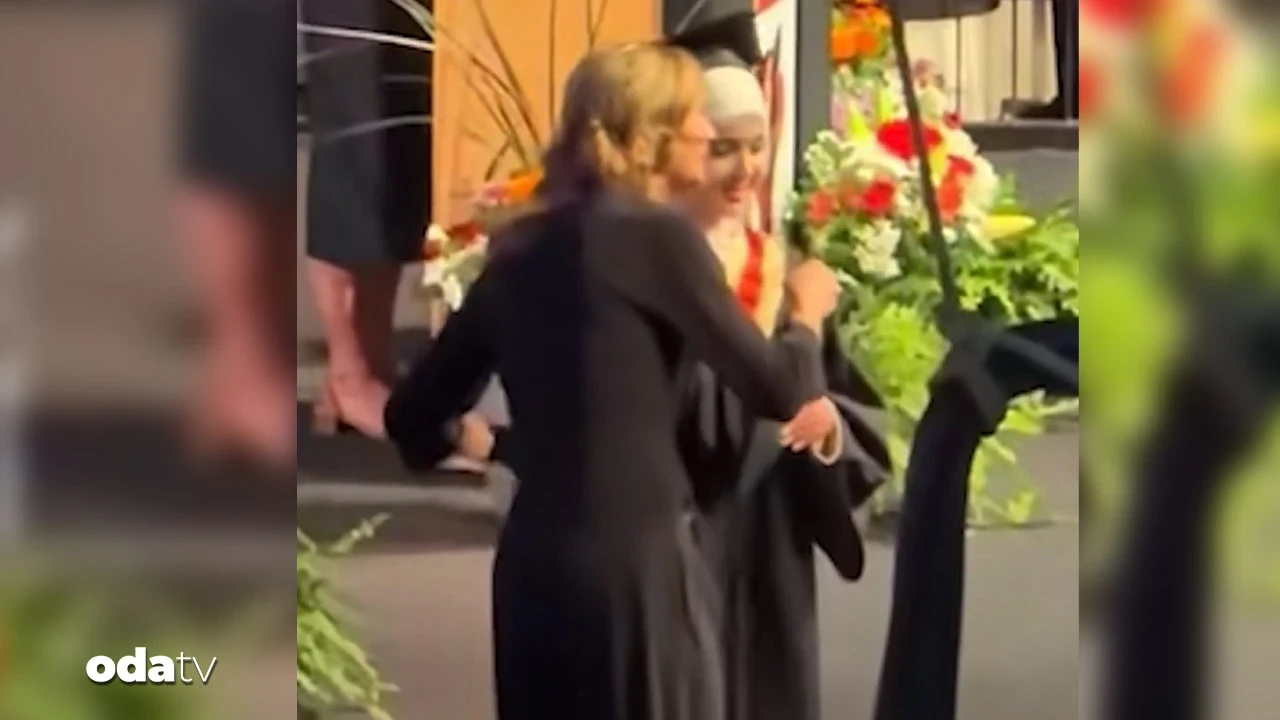 Lise mezuniyetinde Filistin gerginliği