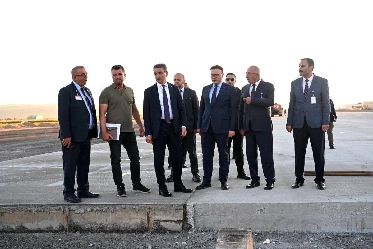 Erzurum Havalimanı'ndaki çalışmalara yerinde inceleme