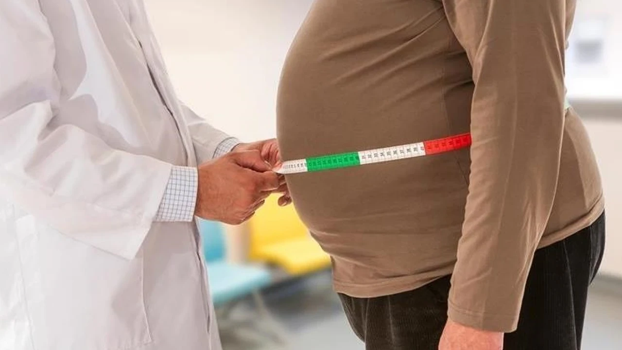 Obeziteyle mücadelede kalıcı çözüm arayanların tercihi: Tüp mide ameliyatı