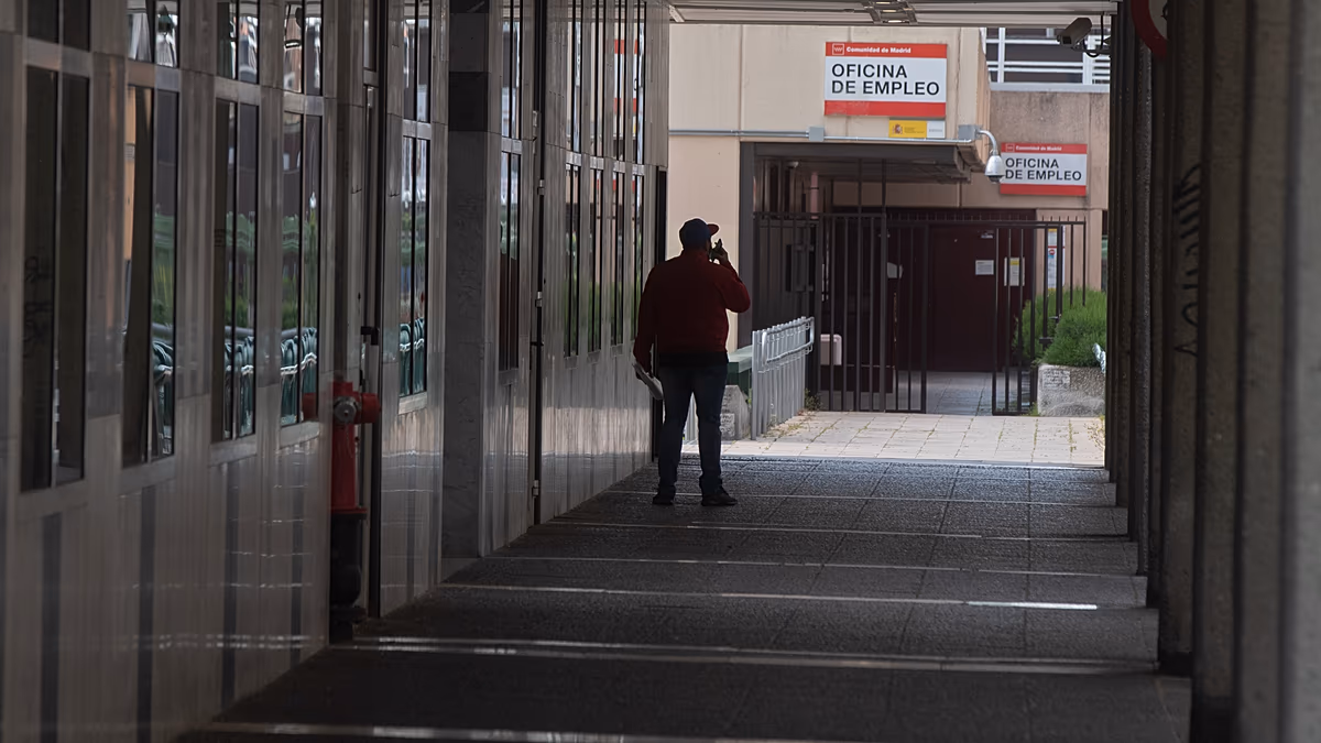 Yaz sezonu İspanya'da istihdamı 22,8 milyonla rekora taşıdı, işsizlik %10'un altına indi