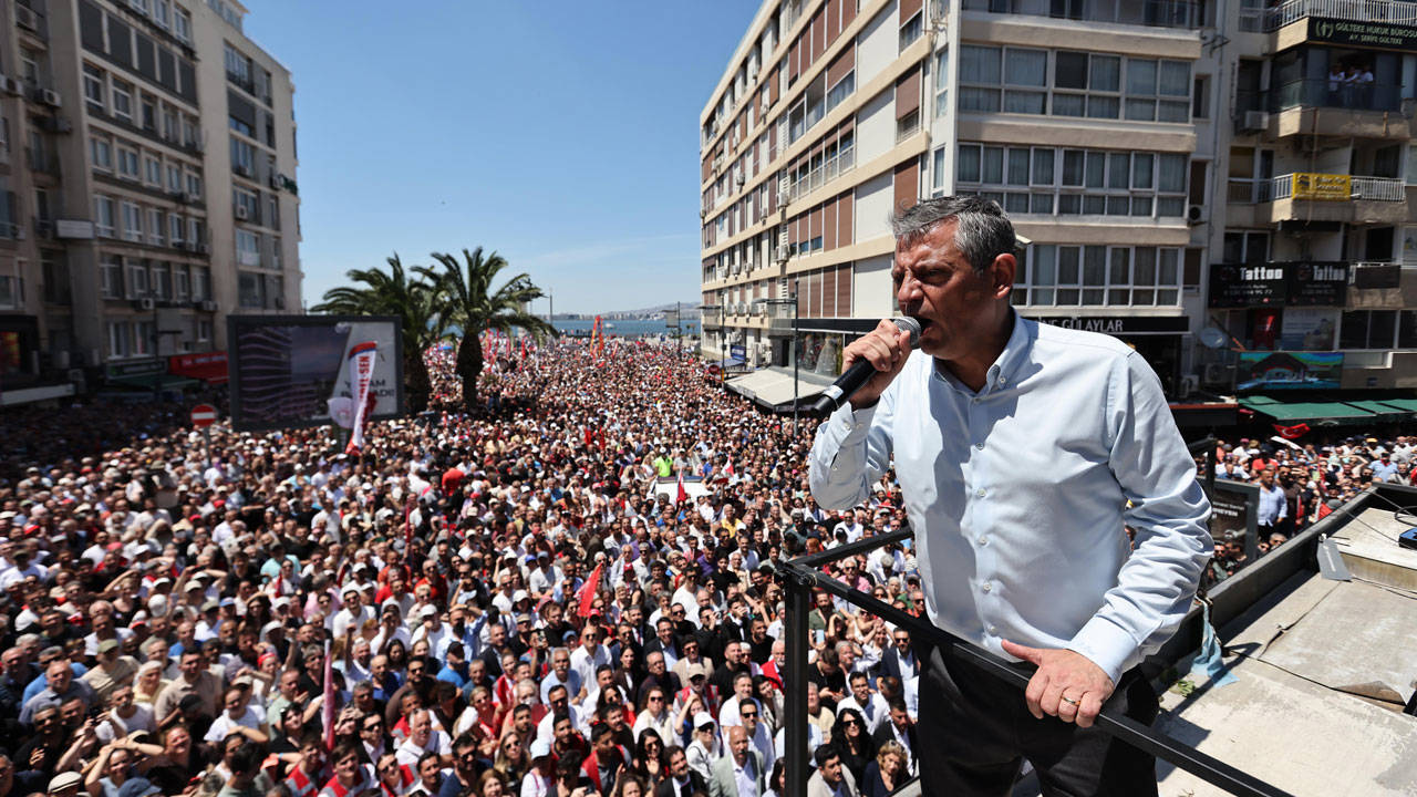 CHP’de ucu açık kurultay takvimi: Özgür Özel ne yapacak?