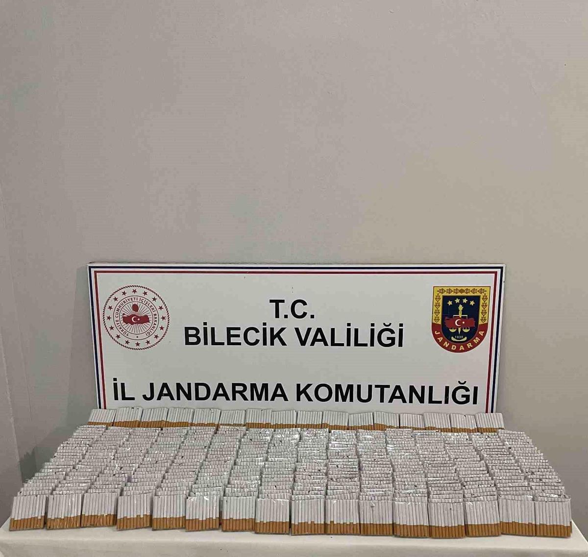 Bilecik'te 9 bin 320 adet doldurulmuş makaron ele geçirildi