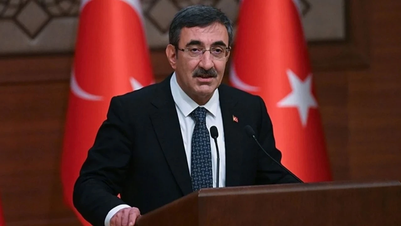 Cumhurbaşkanı Yardımcısı Yılmaz: Yeni anayasa tek partiyle yapılamaz