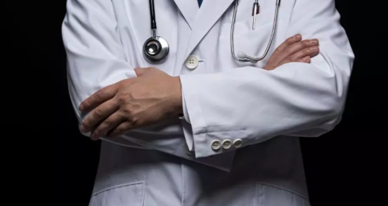 Parasız doktora gidemiyorduk parasız doktor olamıyoruz