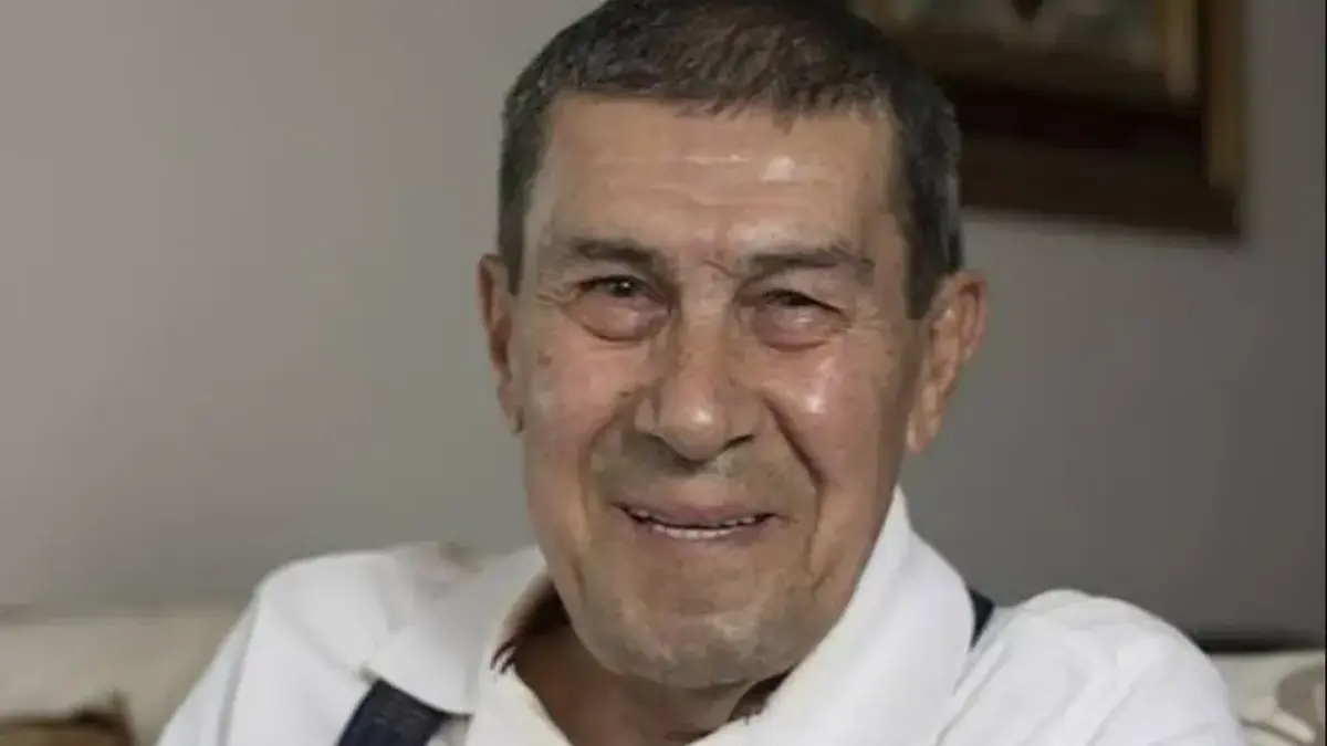 “Annem vefat etti, aynı gün sahneye çıktım” Türk tiyatrosunun usta ismi Zihni Göktay, 81 yaşında hayatını kaybetti