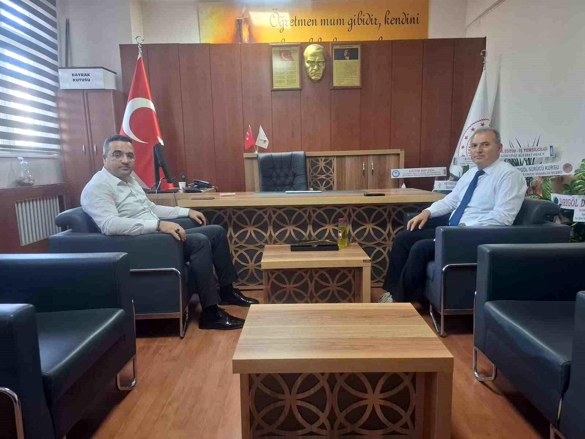 Kaymakam Dalak'tan eğitime destek mesajı