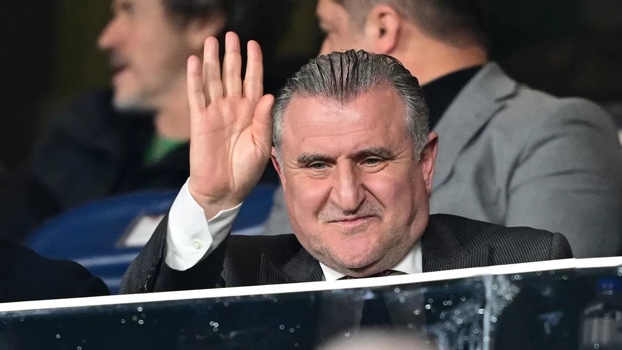 Gençlik ve Spor Bakanı Osman Aşkın Bak'tan Fenerbahçe Başkanı seçilen Aziz Yıldırım'a tebrik mesajı
