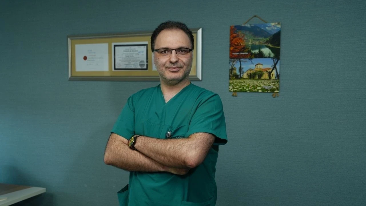 İdrarda kan ve yan ağrıyı hafife almayın! Dr. Öğr. Üyesi Mustafa Yücel Boz'dan kritik uyarı