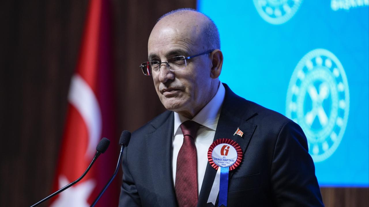Bakan Şimşek, Londra'da iklim finansmanı etkinliklerine katılacak