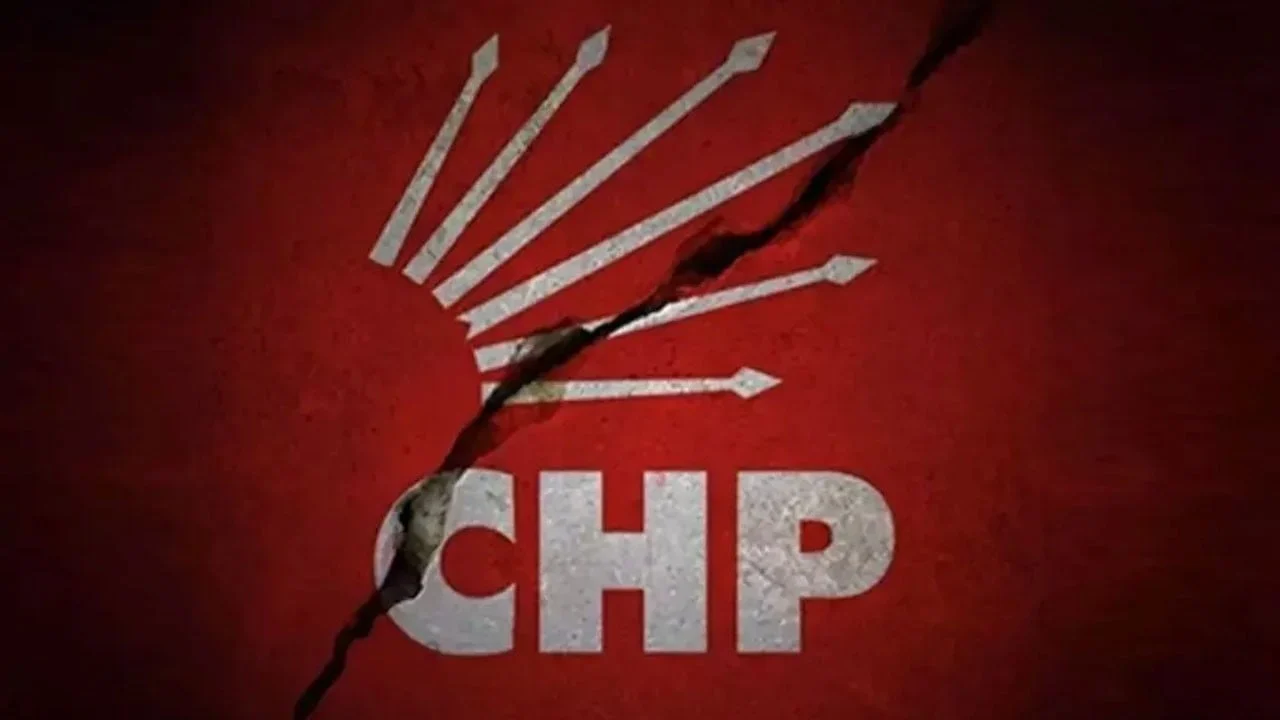 Bir CHP’li daha partisinden istifa etti