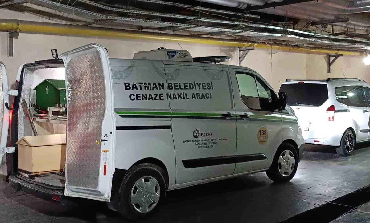 Mardin'de boğazına şeker kaçan 2 yaşındaki çocuk, Batman'da hayatını kaybetti