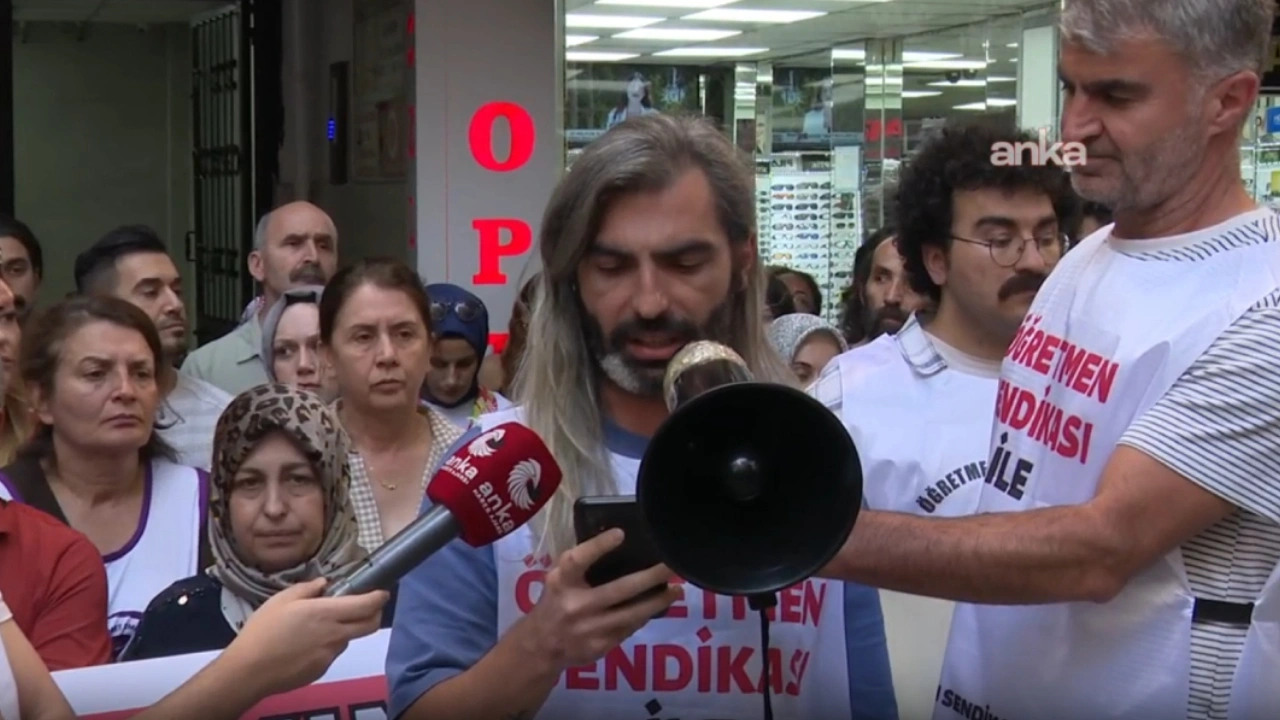 Polis müdahalesiyle karşı karşıya kalmışlardı: Mülakat mağduru öğretmenler açlık grevi başlattı
