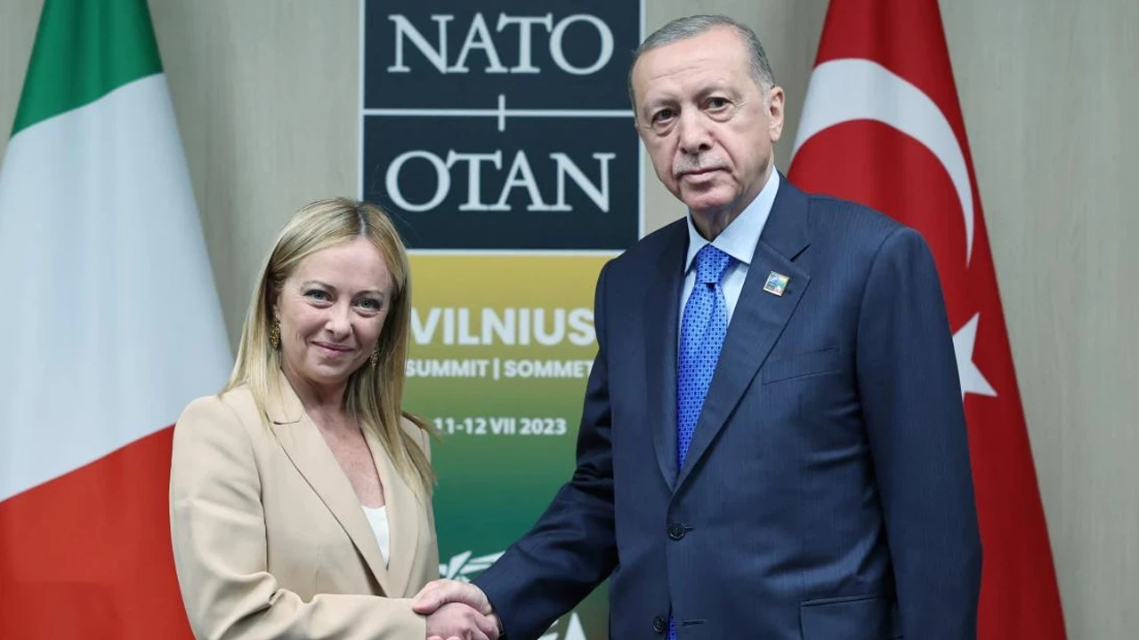 Cumhurbaşkanı Erdoğan, İtalya Başbakanı Meloni'yle Görüştü