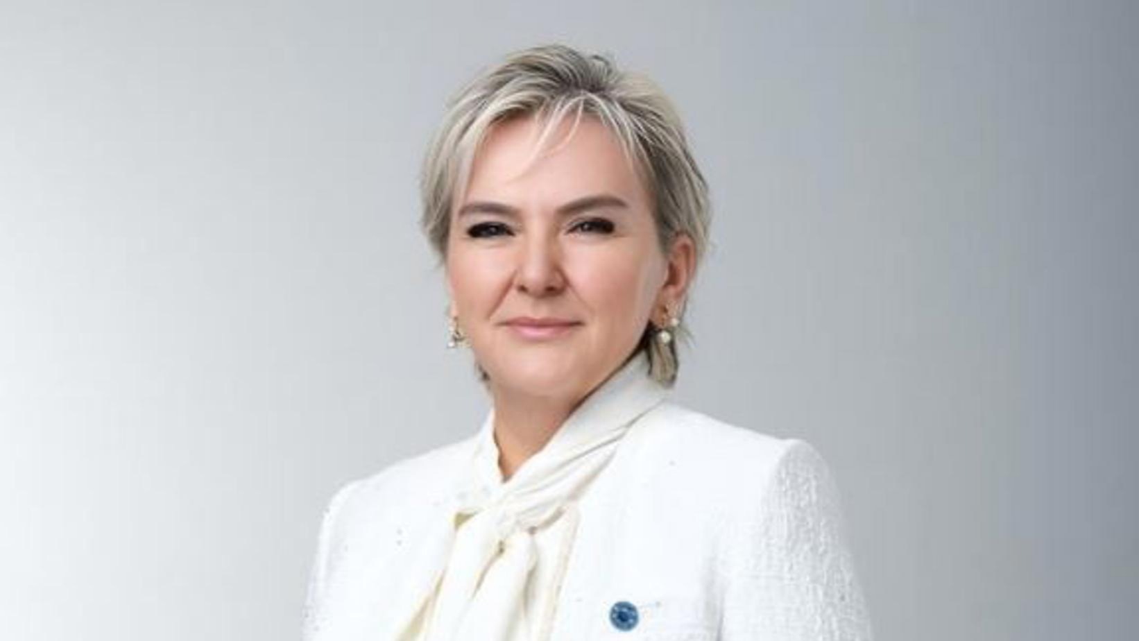 CHP Milletvekili Nimet Özdemir partisinden istifa etti