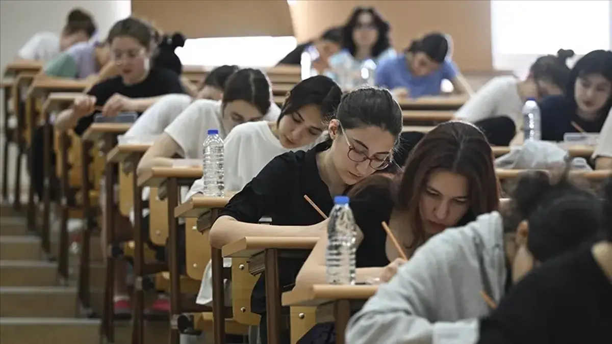 CANLI YKS başladı! Öğrenciler için kritik saatler