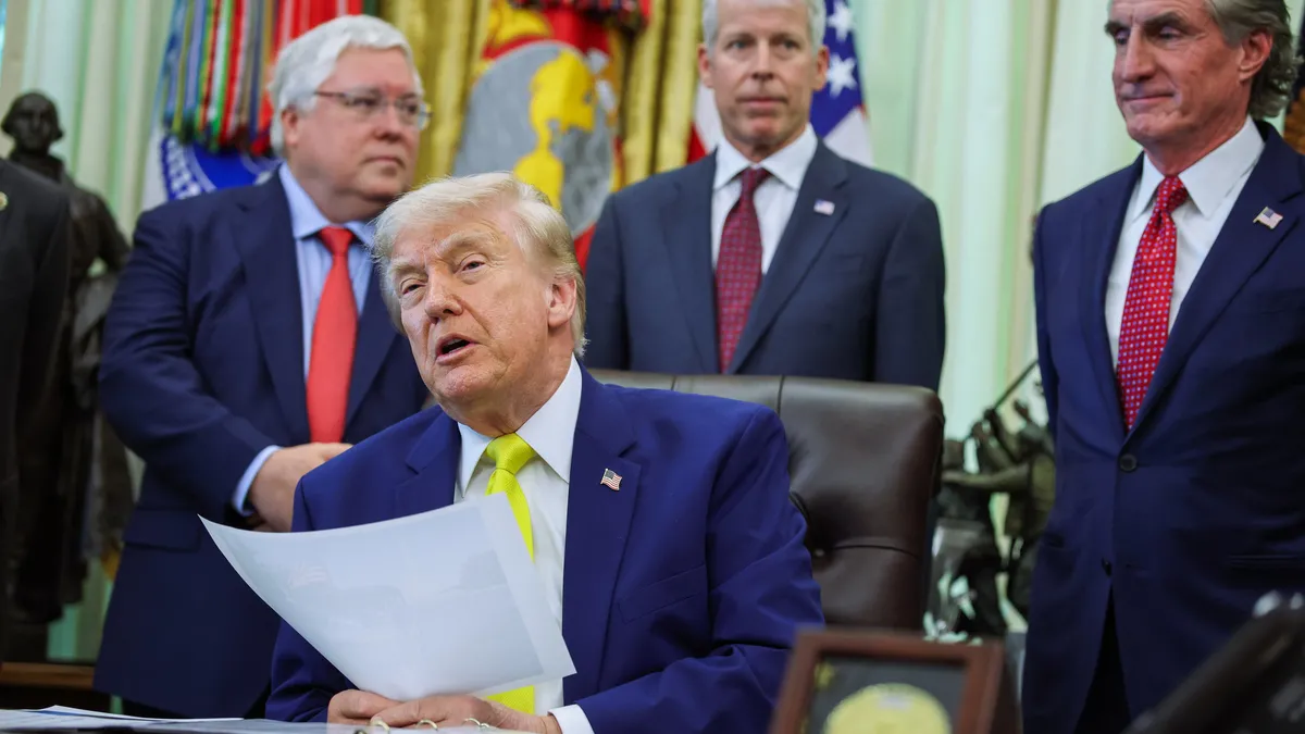 Trump'tan Küba'ya işgal tehdidi! 'İşimizi bitirince burayla ilgileneceğiz'