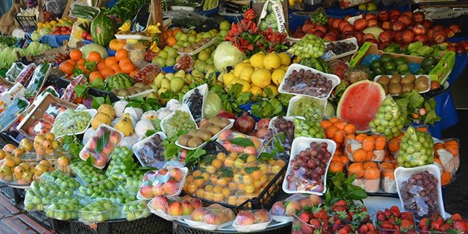 Tezgahta yaz bolluğu var! Sera bitti, yağışlar bereket getirdi, fiyatlar düştü
