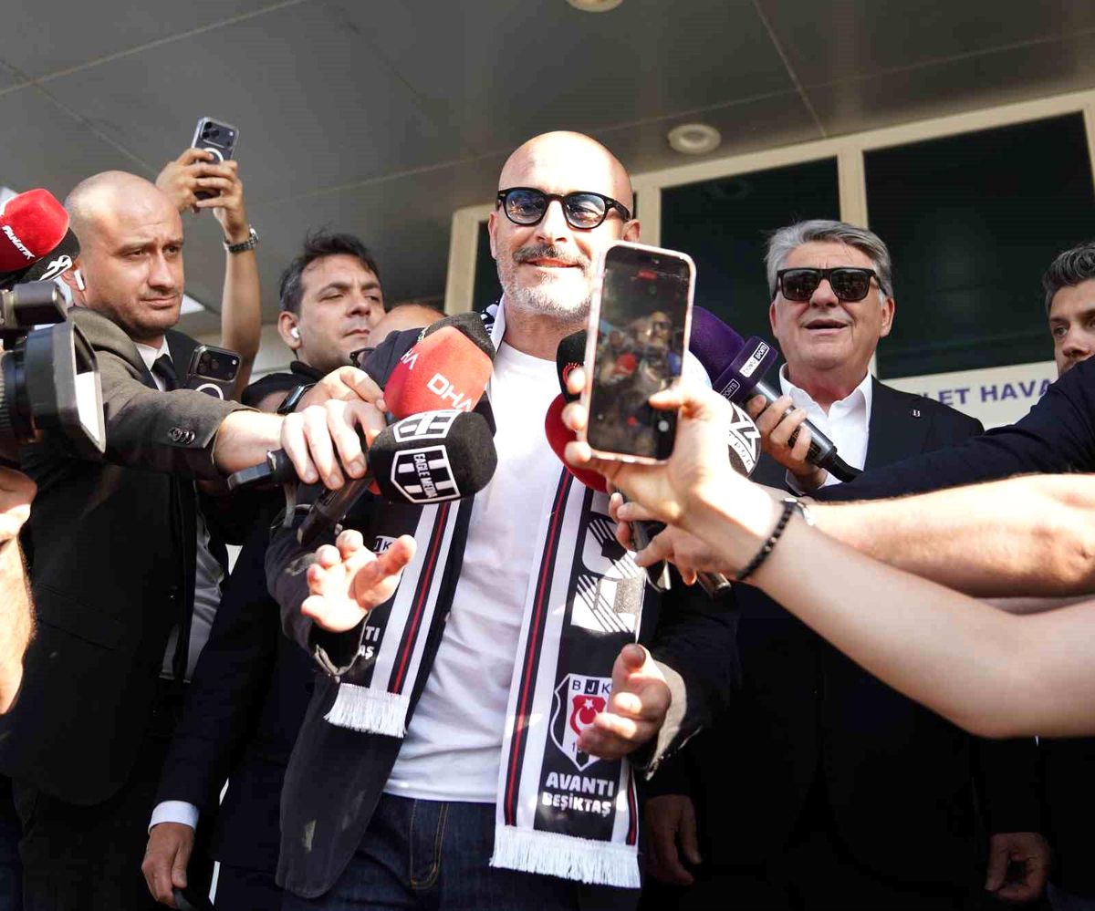 Beşiktaş'ın yeni teknik direktörü Vincenzo Italiano, İstanbul'a geldi