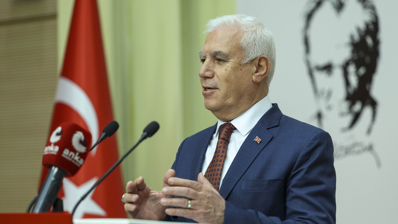 Bursa Büyükşehir Belediye Başkanı Bozbey hakkında 'örgüt liderliği' iddianamesi: 402 yıl hapis istemi