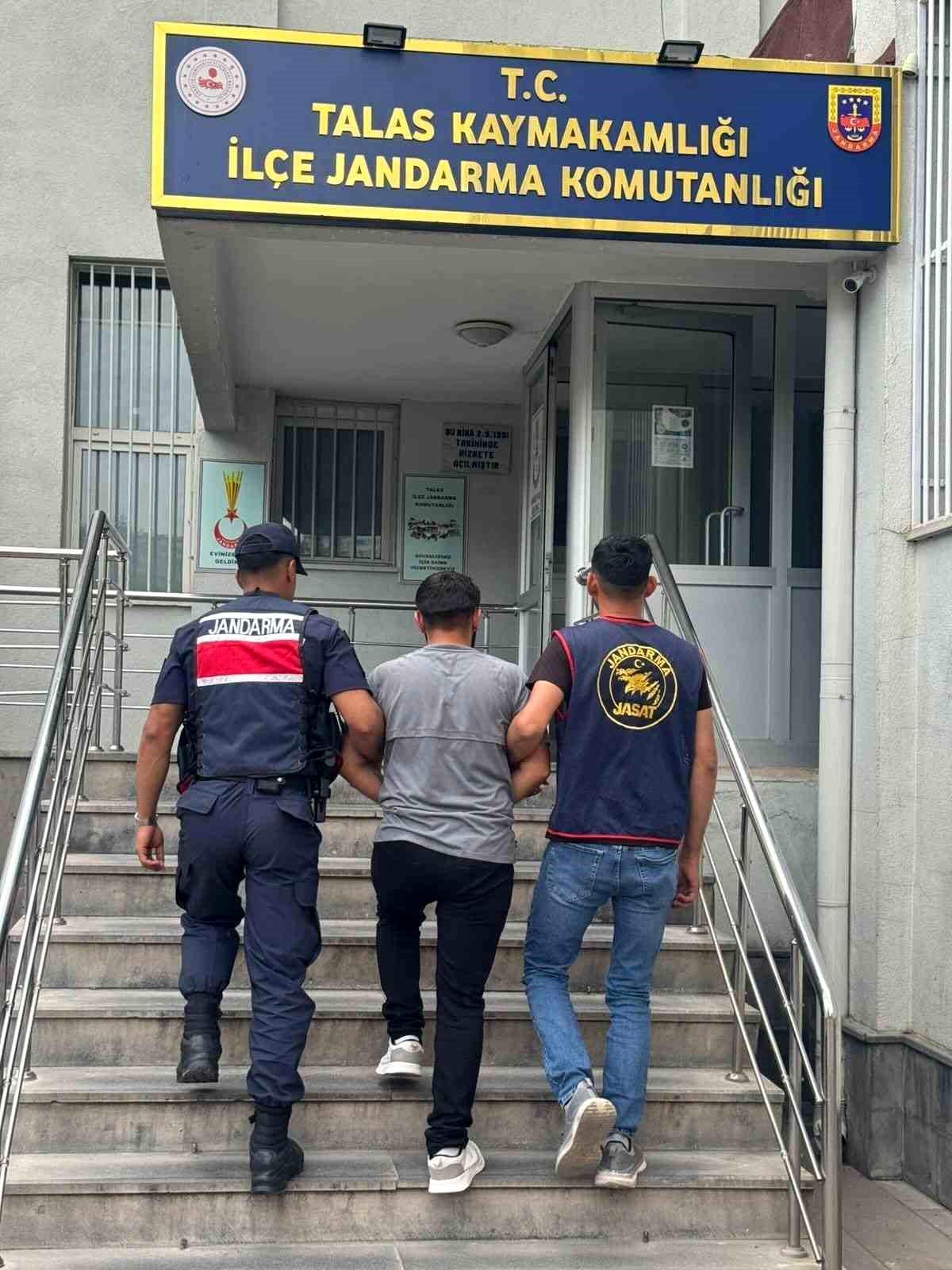 'Cinsel istismar' suçundan 17 yıl 4 ay kesinleşmiş hapis cezası bulunan şahıs yakalandı