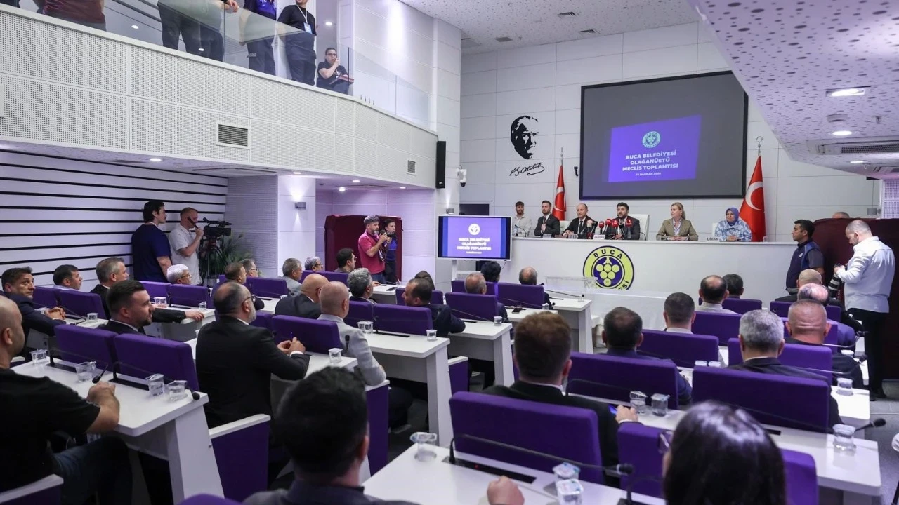 Buca Belediyesi'nde Başkanvekili CHP'li Hüseyin Benzer oldu