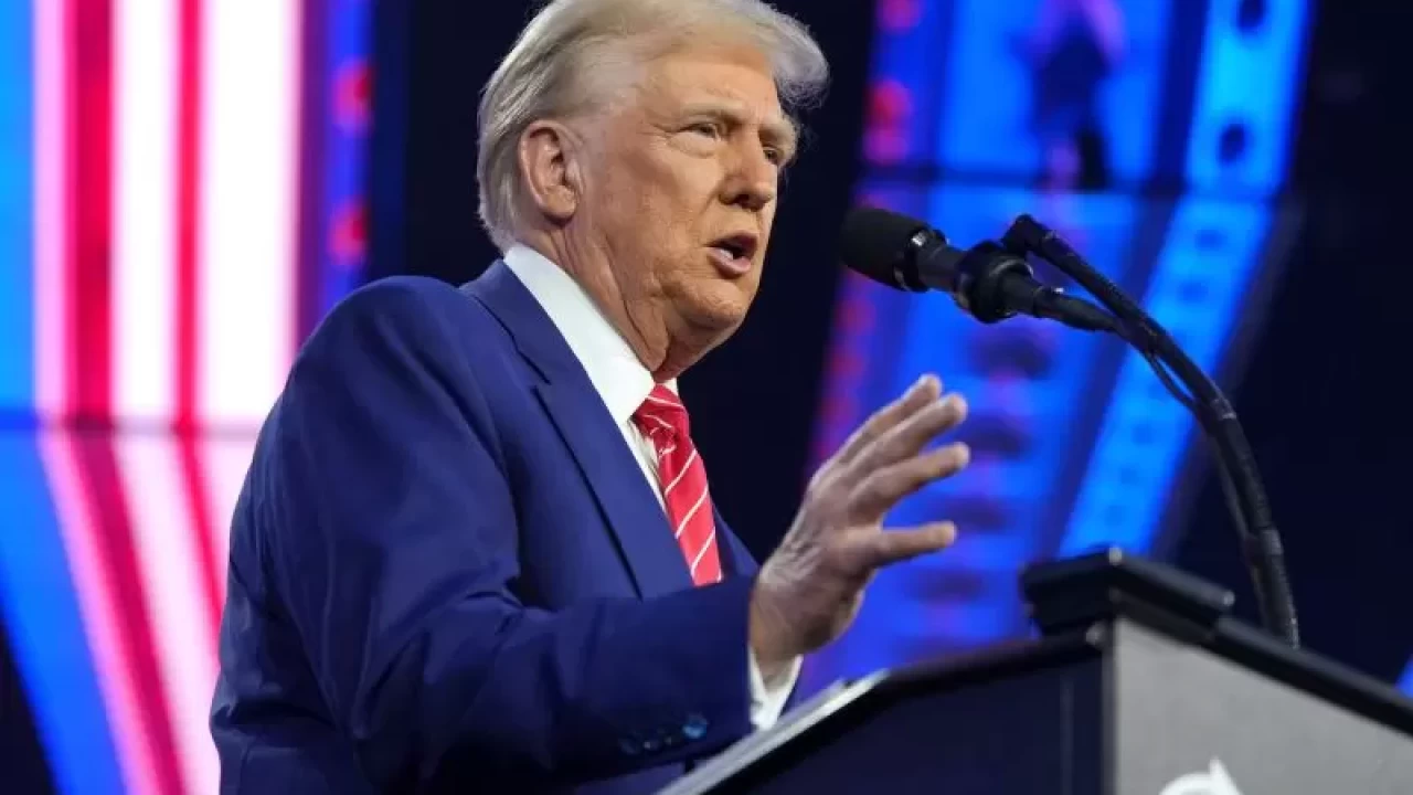 Trump, İran'la anlaşma için tarih verdi! Müzakereler olumlu ilerliyor