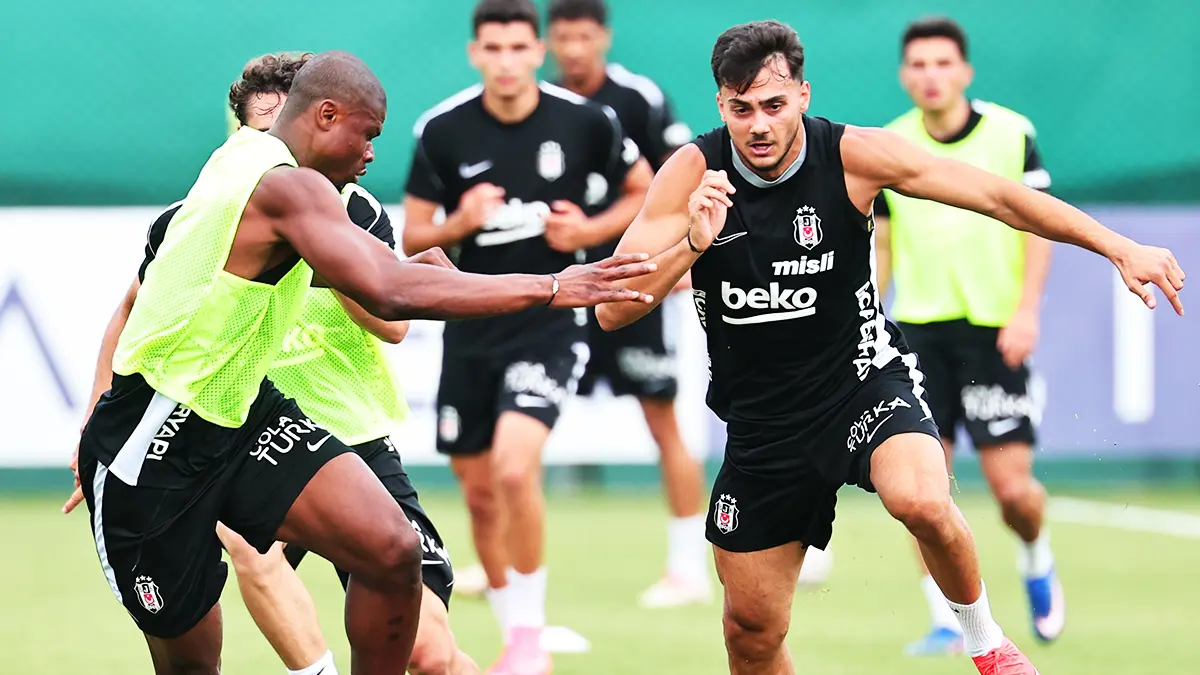 Beşiktaş, Midtjylland mesaisine ara vermeden başladı