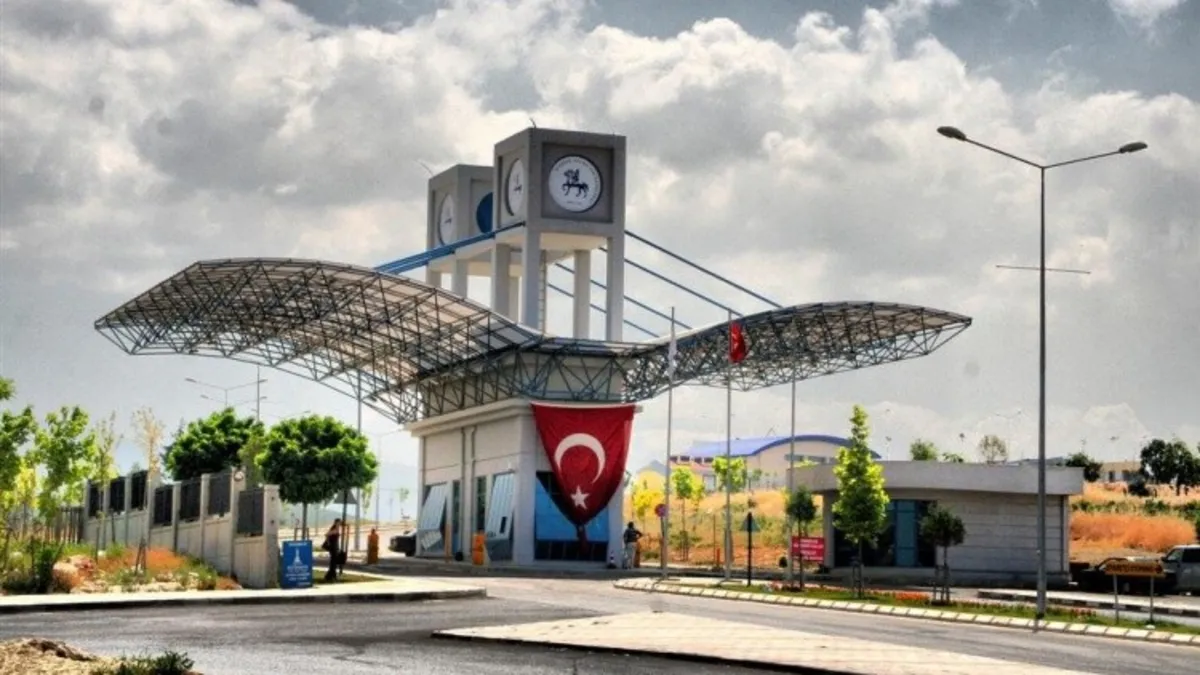 Dokuz Eylül Üniversitesi'ne siber saldırı girişimi: Gece yarısı fark edildi