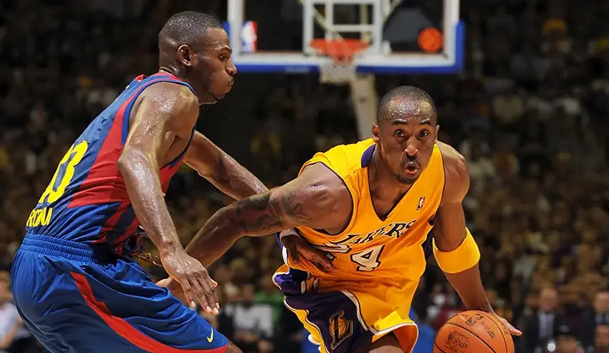 Kobe Bryant'ın izleri Los Angeles sokaklarında yaşıyor