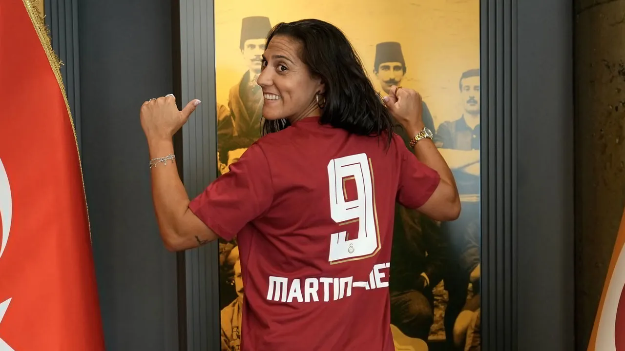 Galatasaray, İspanyol golcüyü duyurdu