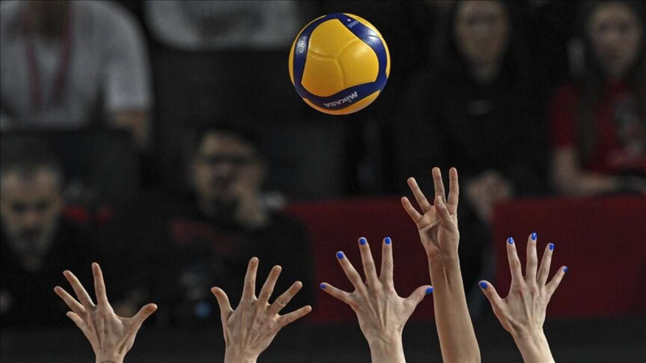 Filenin Sultanları VNL’ye nefes kesen galibiyetle başladı!