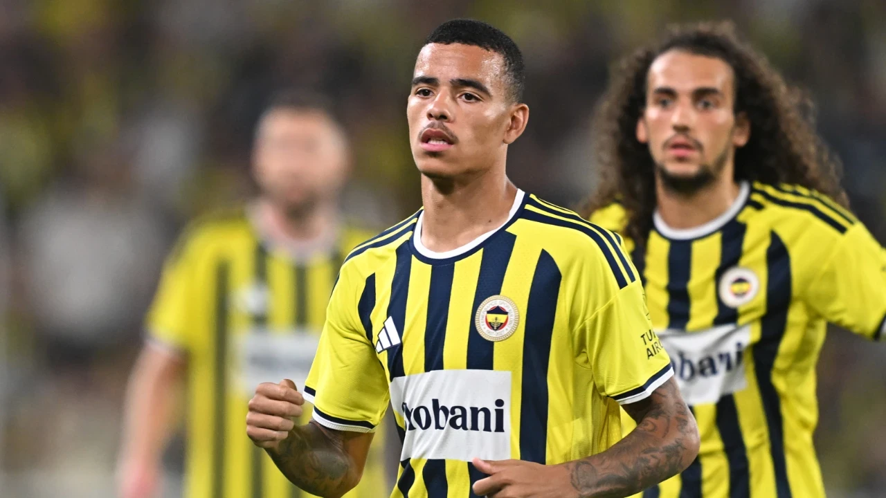 Mason Greenwood, Fenerbahçe ile ilk resmi maçına çıktı