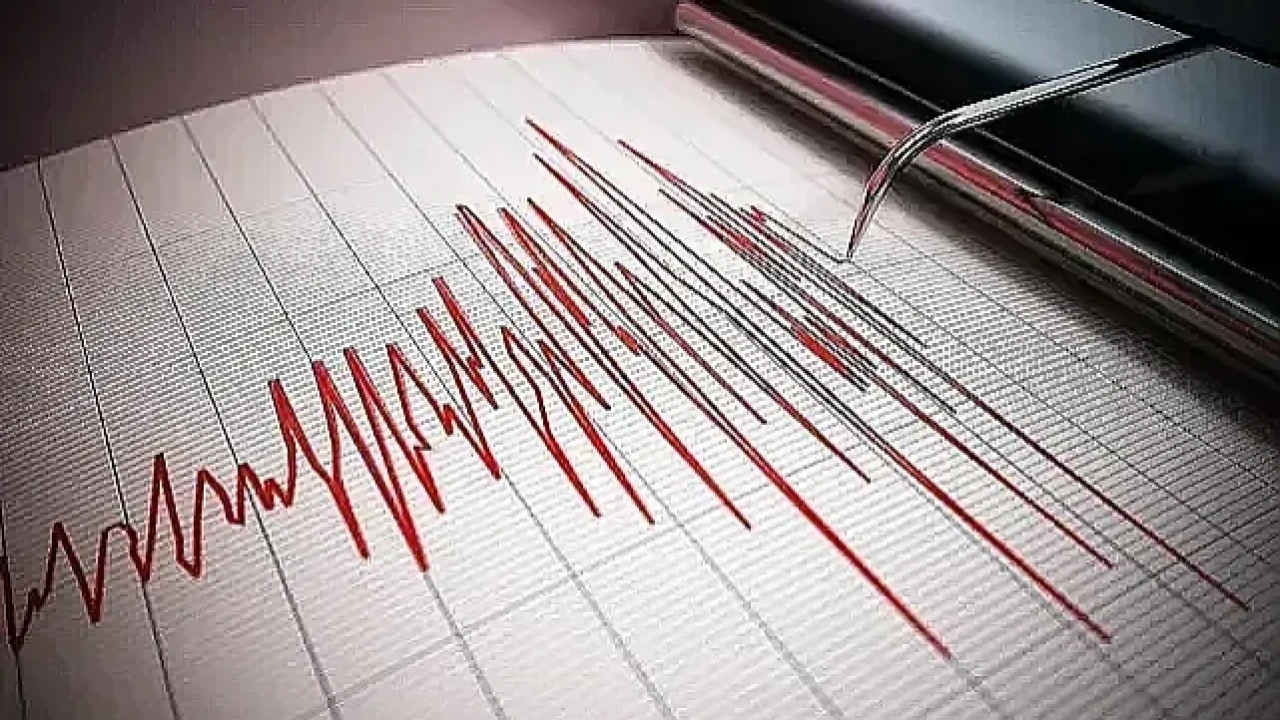 Yunanistan'da peş peşe 2 deprem