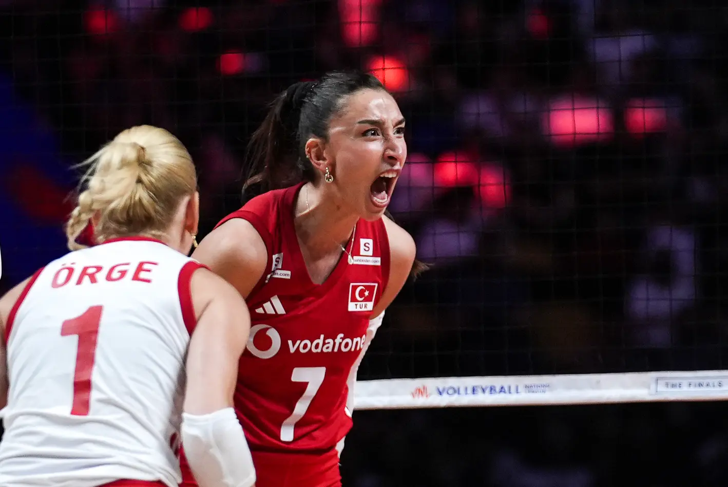Hande Baladın: Çok mutlu ve gururluyum