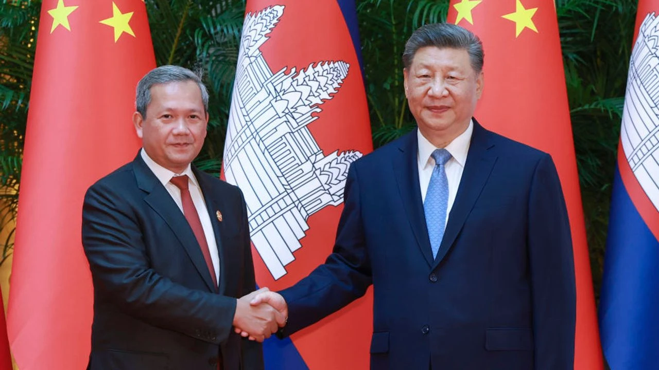 Xi, Kamboçya Başbakanı ile görüştü
