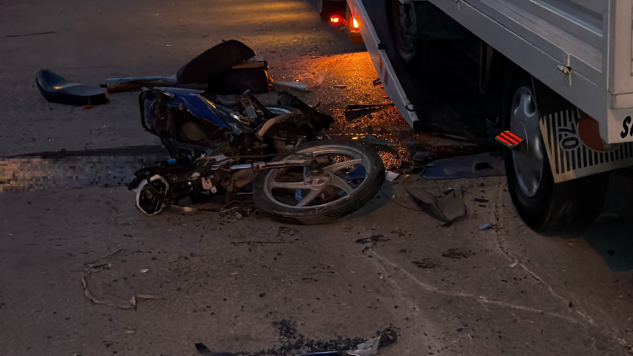 Bolu'da facia kaza! Motosiklet ile kamyonet çarpıştı