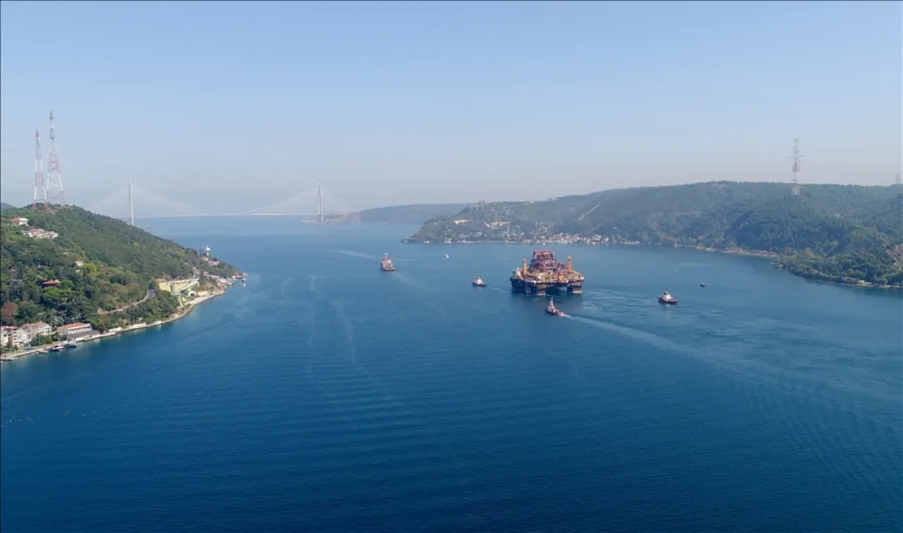 Türkiye Boğazları'nın geçiş ücreti artıyor! İşte yabancı gemilerin ödeyeceği miktar