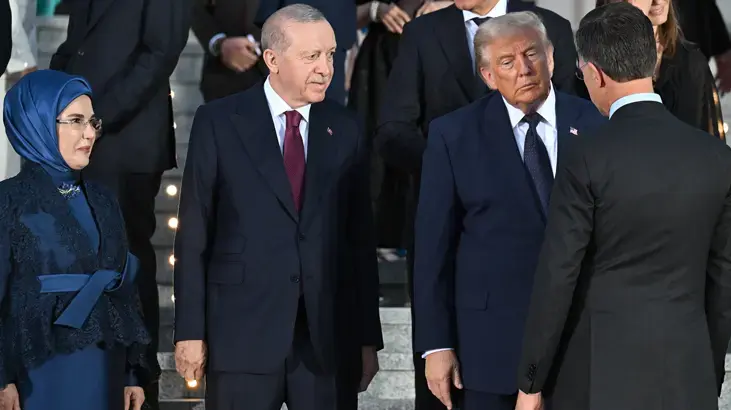 NATO Zirvesi'nde ilk gün sona erdi! Trump, konaklayacağı otele giriş yaptı
