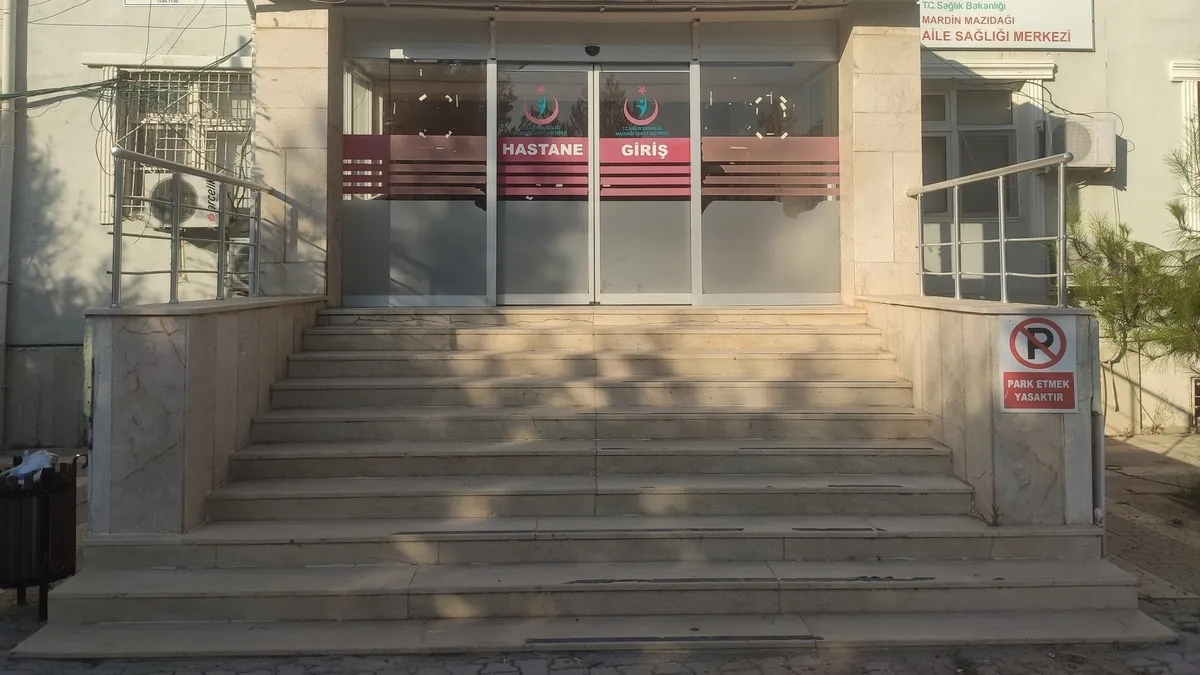 Yer Mardin! Misafirliğe gittiği evde kabusu yaşadı: Talihsiz kız çocuğu damda uyuduğu sırada silahla vuruldu!