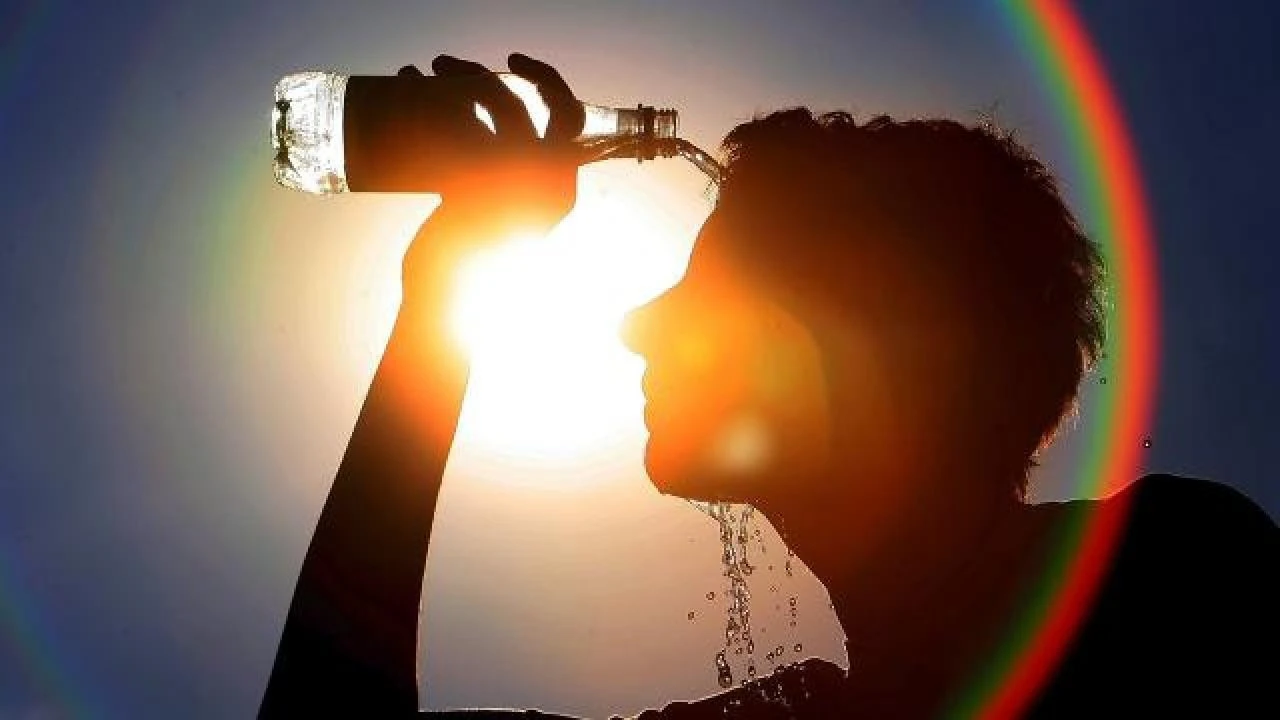 Meteoroloji uyardı: Sıcaklıklar 40 dereceyi aşacak! İşte il il hava durumu tahminleri...