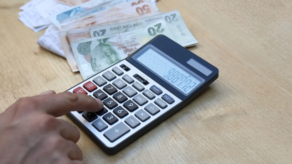 Sendika ve oda başkanlarının milyonluk maaşları yeniden tartışma konusu
