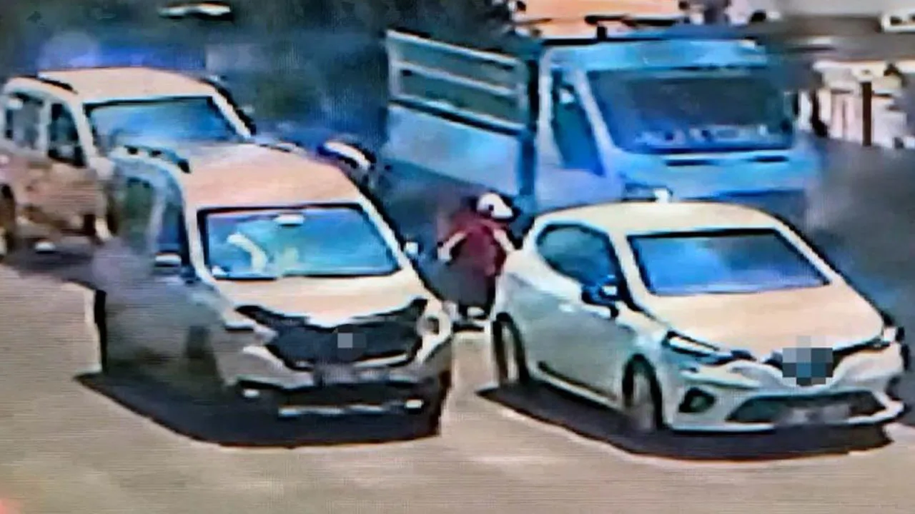 4 yaşındaki Halil'in feci ölümü! Kamyonet çarptı, minibüs ezdi